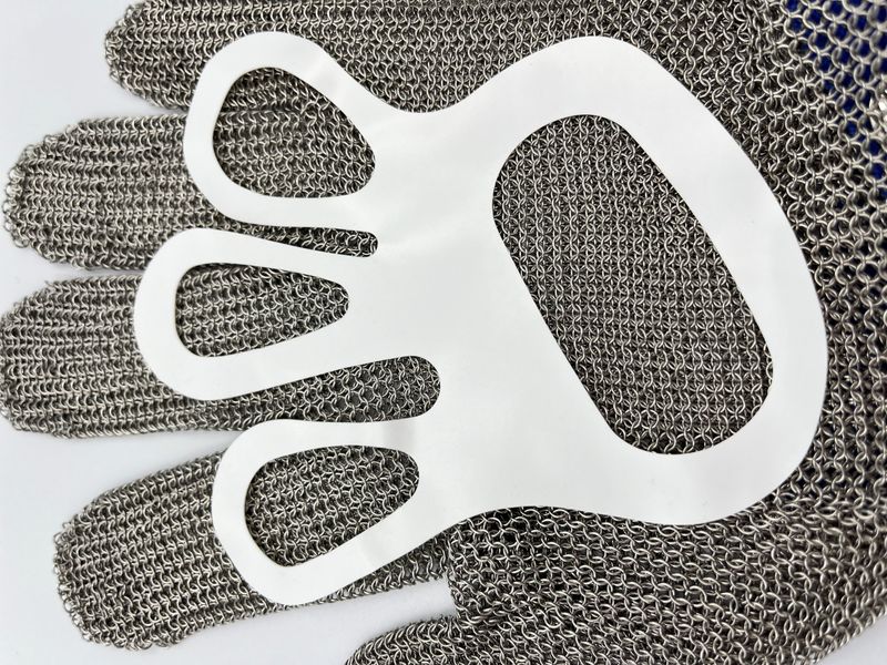 Рукавичка кольчужна плетені кільцями з нержавіючої сталі. Захист рук від подряпин і порізів 447 фото